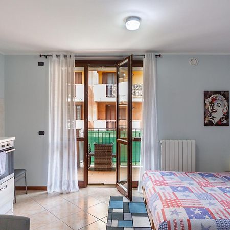 El Sol Residence - Modern House Near Milan Dresano Екстериор снимка